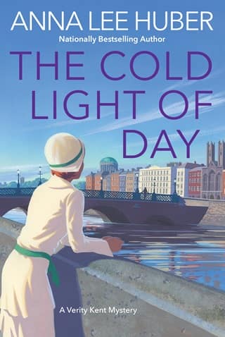 The Cold Light of Day (Verity Kent Mystery Book 7)