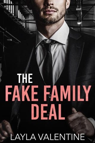 The Fake Family Deal (Deals and Desires Book 1)