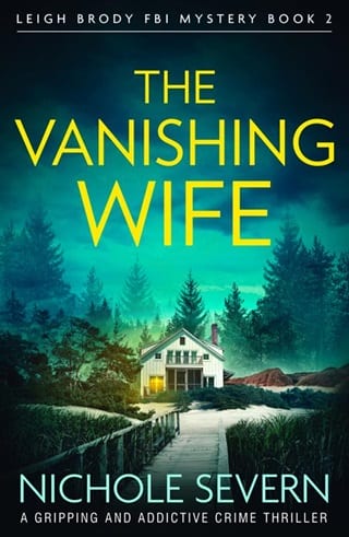 The Vanishing Wife (Leigh Brody FBI Mystery Book 2)