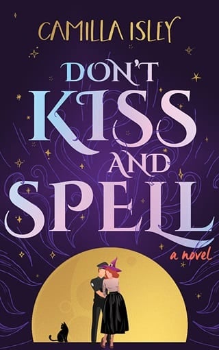 Don't Kiss and Spell (Paranormal Romance Book 1)