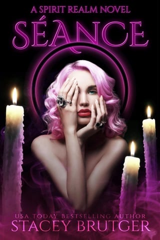 Séance (Spirit Realm Book 1)