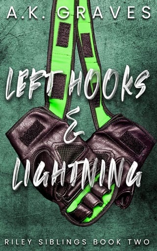 Left Hooks & Lightning (The Riley Siblings Book 2)