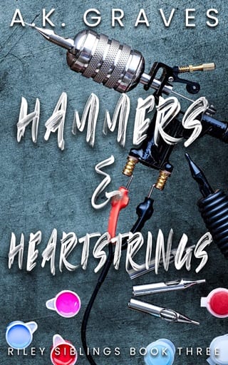 Hammers & Heartstrings (The Riley Siblings Book 3)