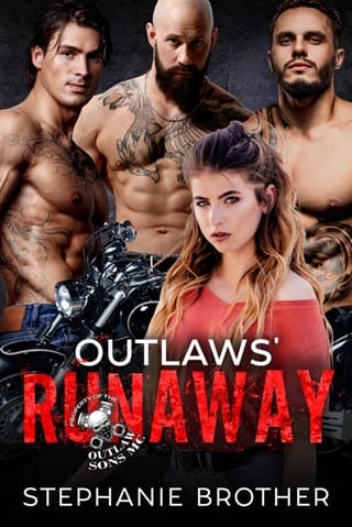 Outlaws' Runaway (Property of Outlaw Sons MC Book 2)