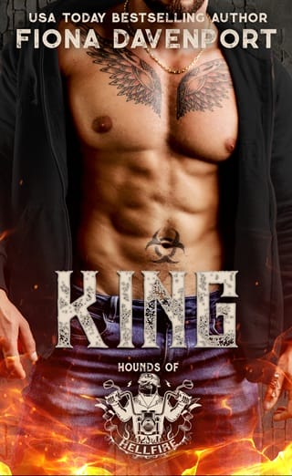 King (Hounds of Hellfire MC Book 1)