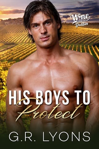 His Boys to Protect (Wine Country Daddies Book 6)