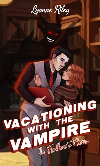 Vacationing with the Vampire in Hallow's Cove (Hallow's Cove)