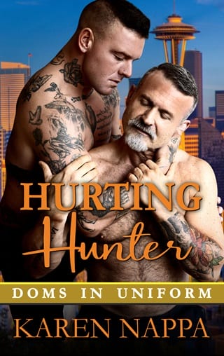 Hurting Hunter (Doms In Uniform Book 4)